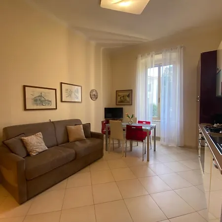 Casa Elena - Centro * דיאנו מרינה